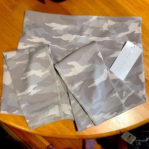 Athleta, NWT, 7/8 Leggings